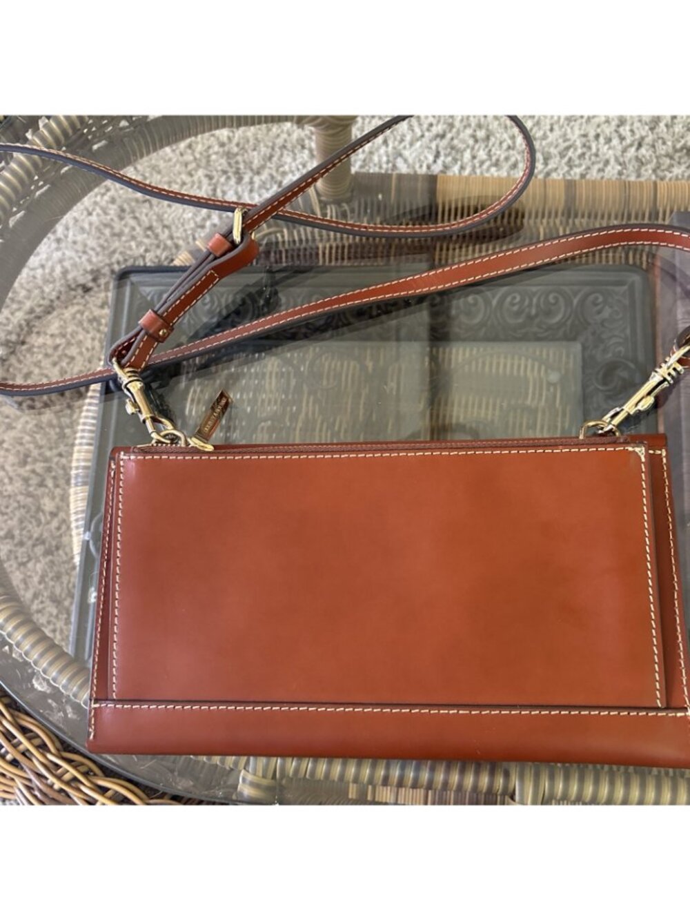 Dooney & Bourke Alto Benedetta Crossbag Premium Italian Leather - Picture 5 of 13